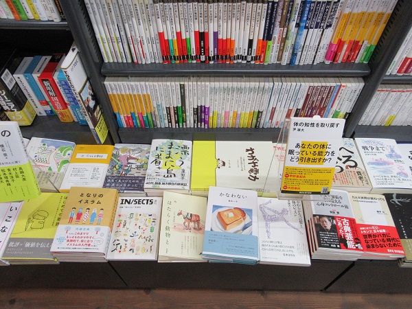 本屋Title 本棚