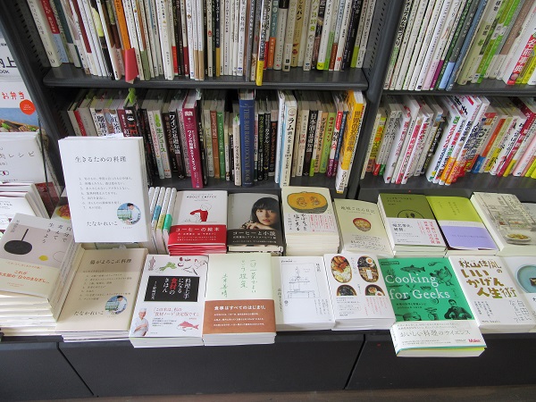 本屋Title 棚